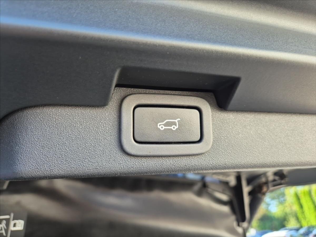 Land Rover Discovery SUV / Terénní 3,0 l 225 kw