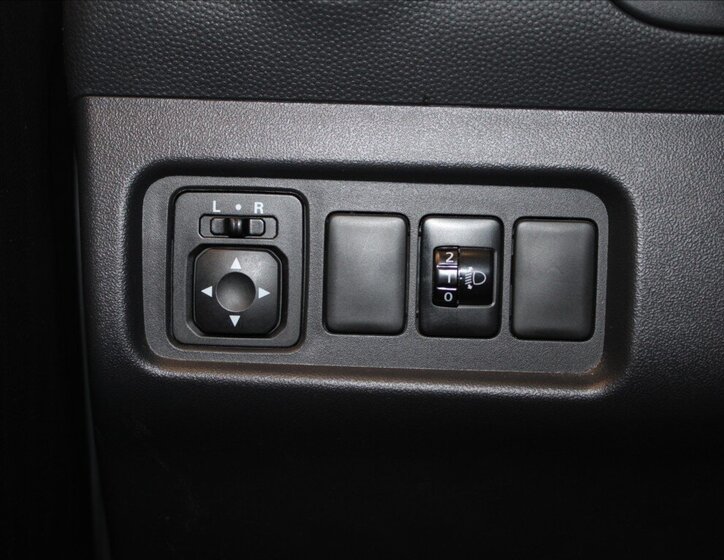 Mitsubishi Space Star 16