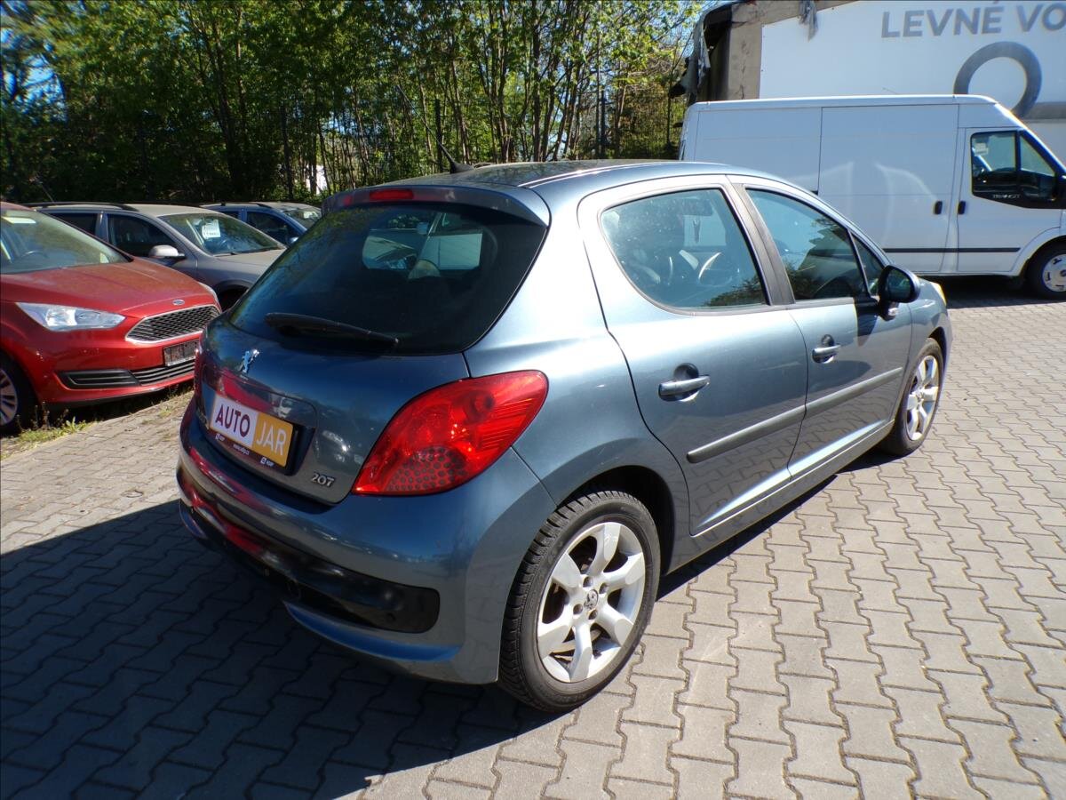 Peugeot 207 Hatchback 1,4 l 50 kw