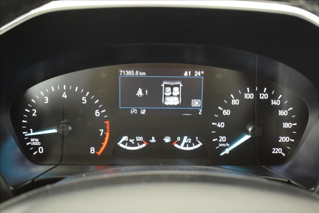 Ford Kuga SUV / Terénní 1,5 l 110 kw