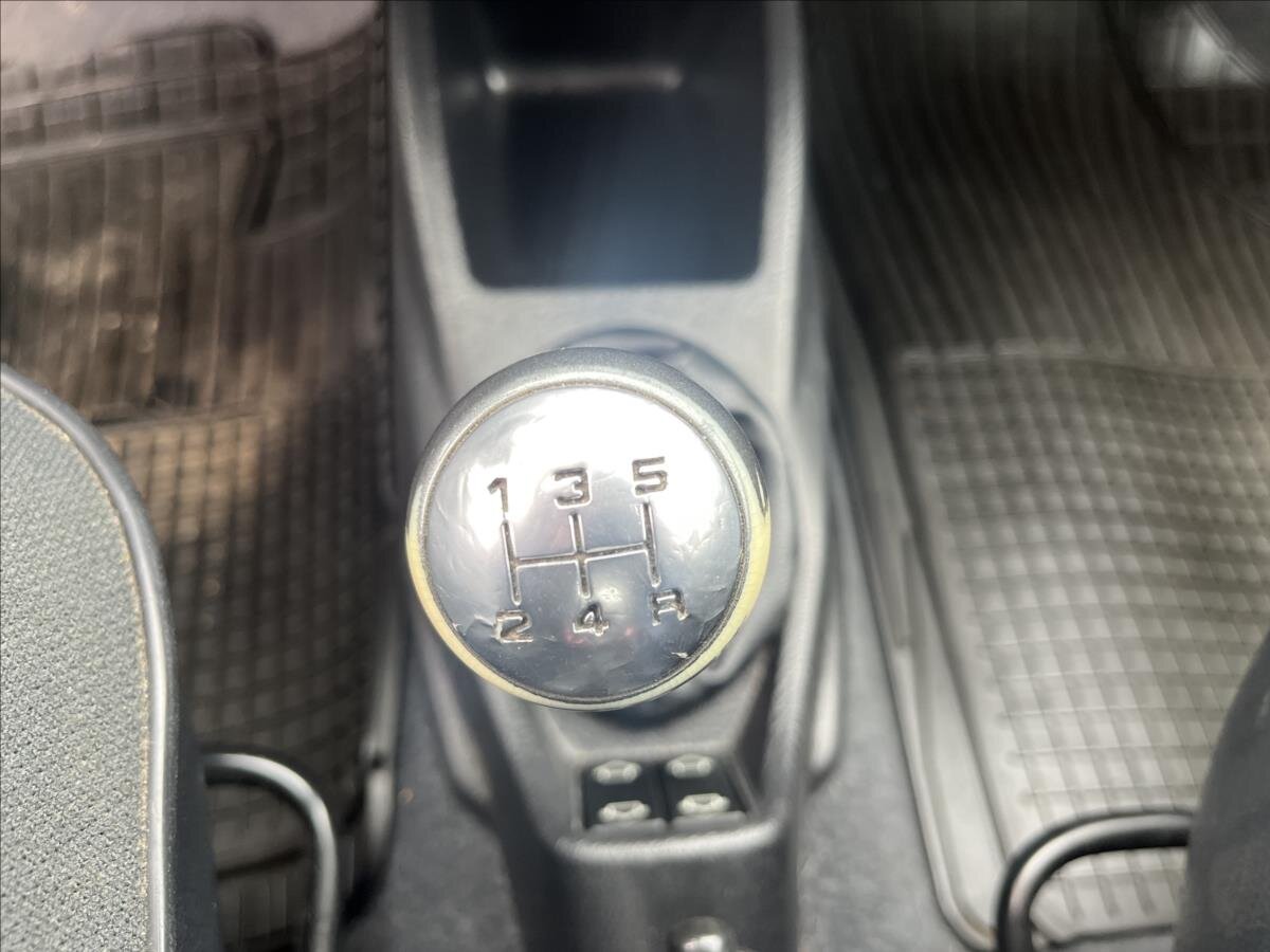 Citroën Saxo Hatchback 1,1 l 40 kw