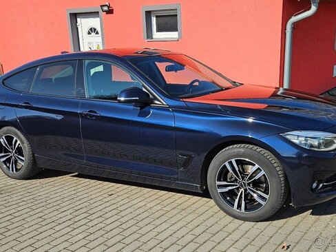 BMW Řada 3 Sedan / Limuzína 2,0 l 140 kw