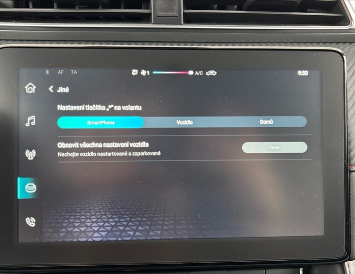 MG ZS SUV / Terénní 1,5 l 78 kw