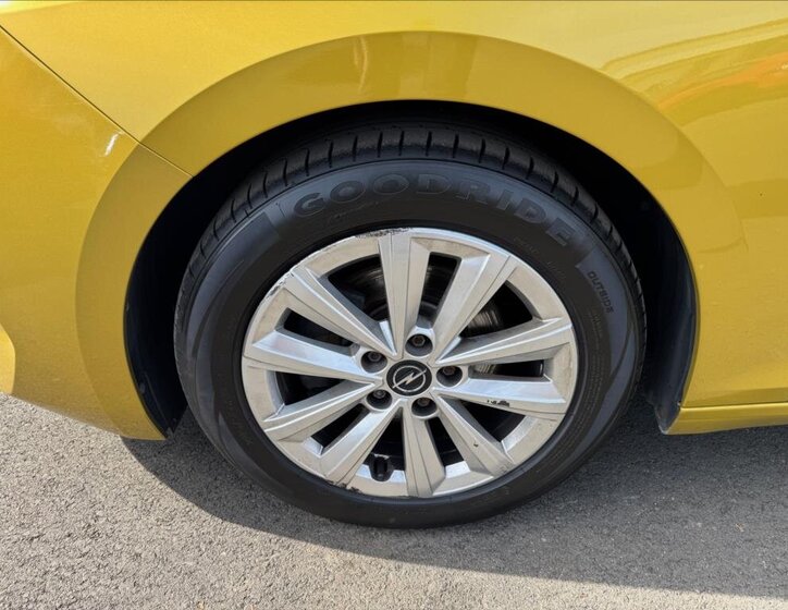 Opel Astra Hatchback 1,2 l 81 kw