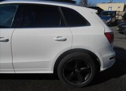 Audi Q5 SUV / Terénní 2,0 l 125 kw