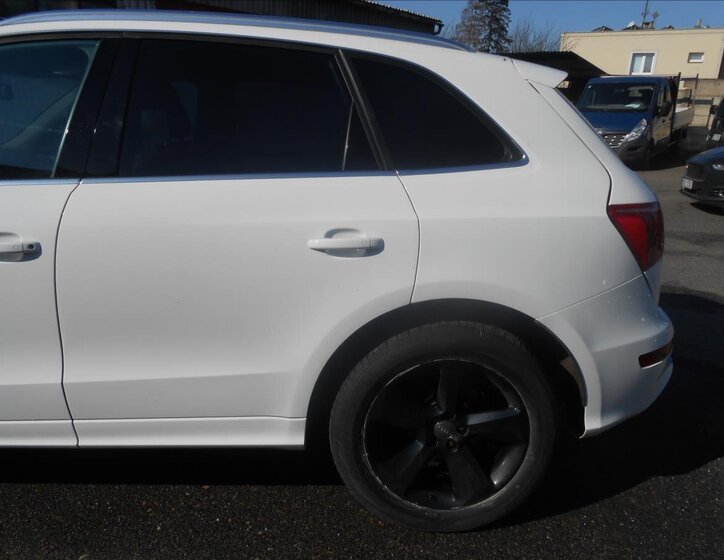 Audi Q5 SUV / Terénní 2,0 l 125 kw