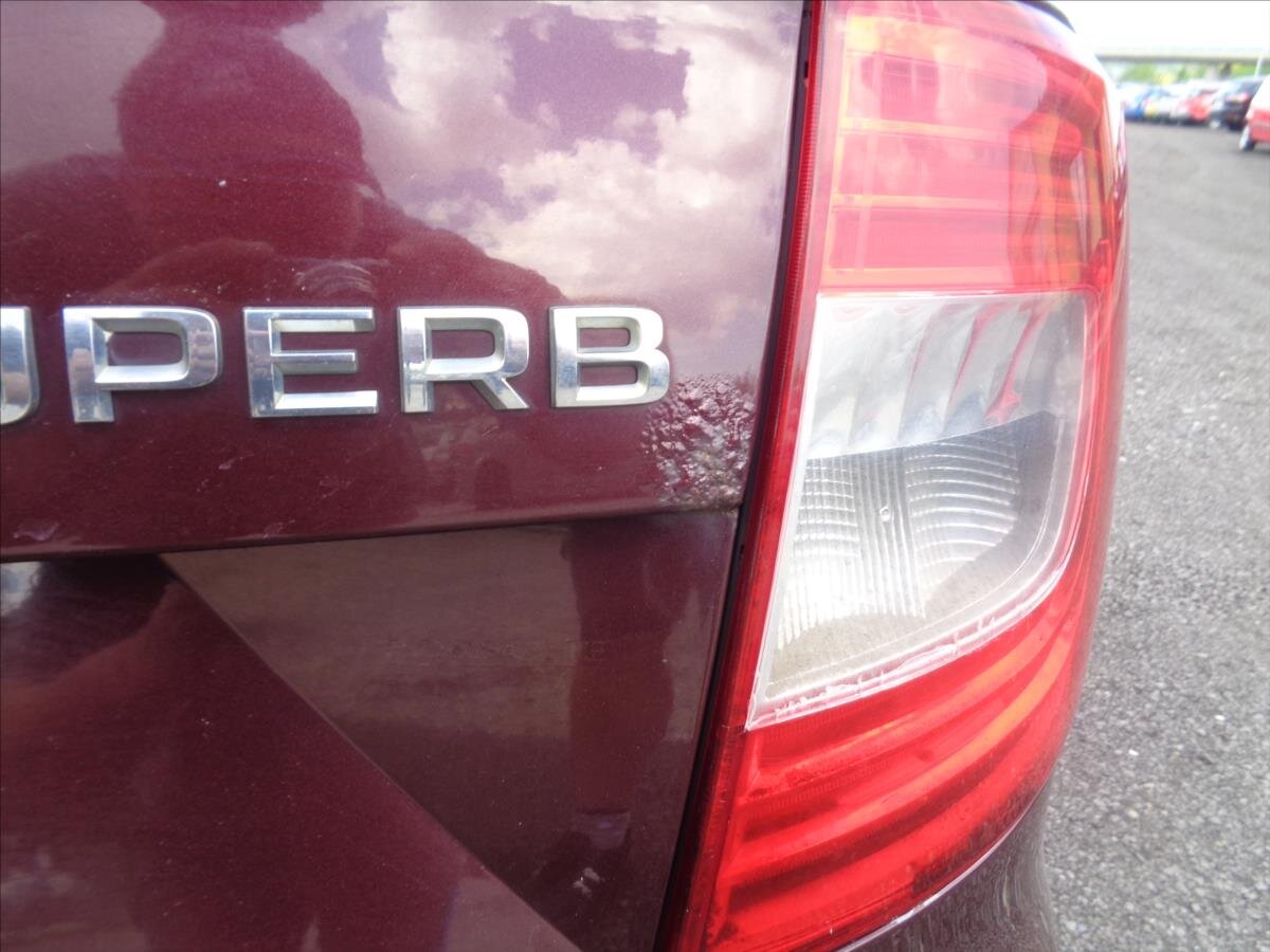 Škoda Superb Kombi 1,8 l 118 kw