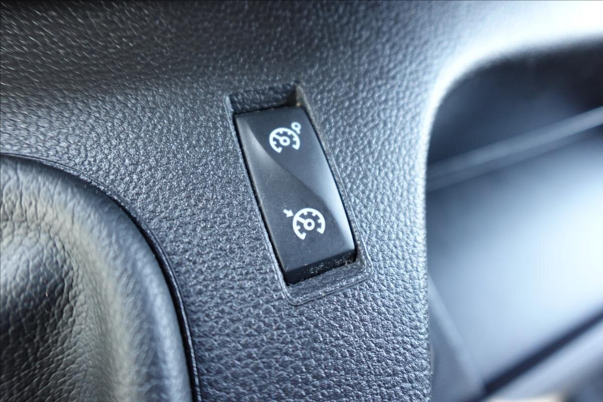 Renault Master Ostatní 2,3 l 107 kw