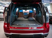 Chevrolet Suburban SUV / Terénní 6,2 l 313 kw