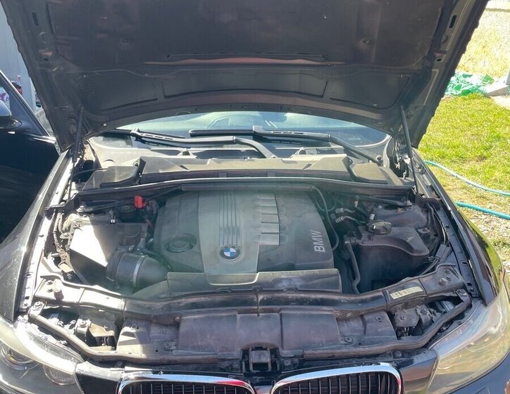 BMW Řada 3 Sedan / Limuzína 0,0 180 kw