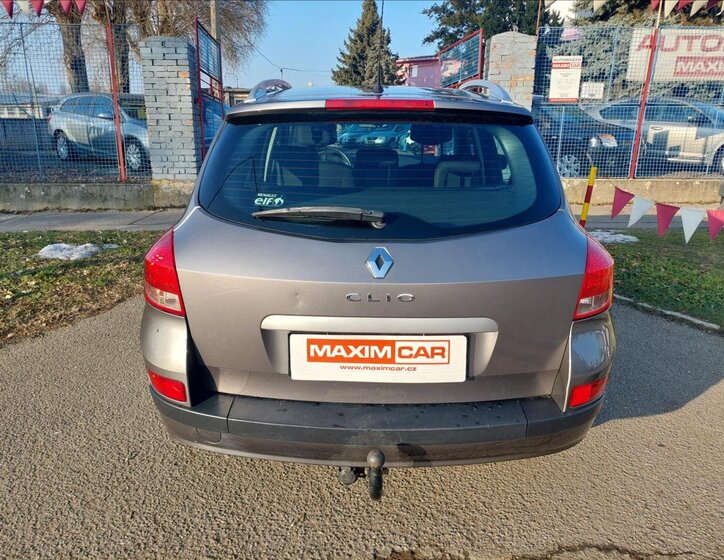 Renault Clio Kombi 1,1 l 74 kw