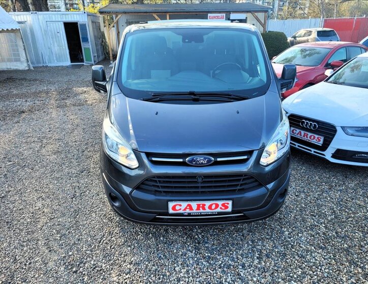 Ford Tourneo Custom MPV 2,0 l 125 kw