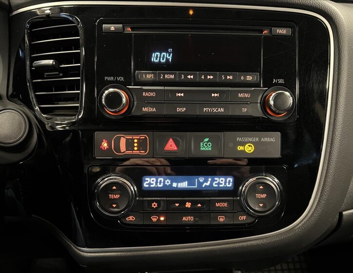 Mitsubishi Outlander SUV 2,3 l 110 kw