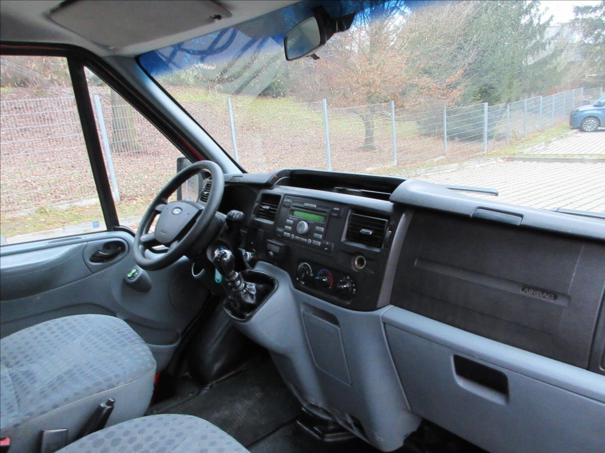 Ford Transit Valník 2,4 l 103 kw