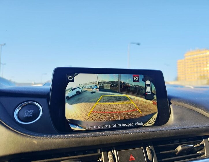 Mazda 6 Sedan 2,0 l 121 kw