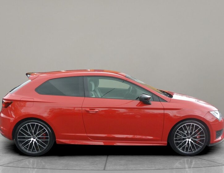 Seat Leon Hatchback 2,0 l 206 kw