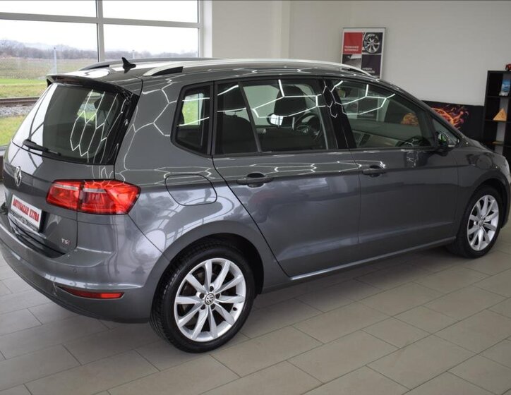 Volkswagen Golf Sportsvan Hatchback 1,4 l 92 kw