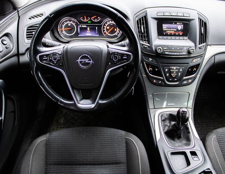 Opel Insignia 18