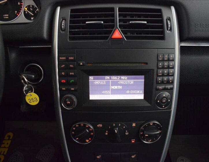 Mercedes-Benz Třídy B Hatchback 1,5 l 70 kw