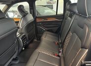 Jeep Grand Cherokee 13