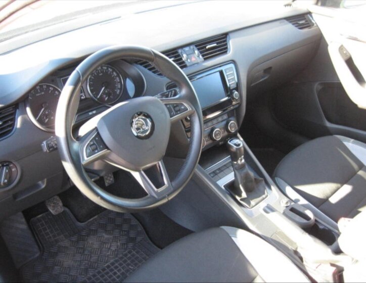 Škoda Octavia Kombi 2,0 l 110 kw