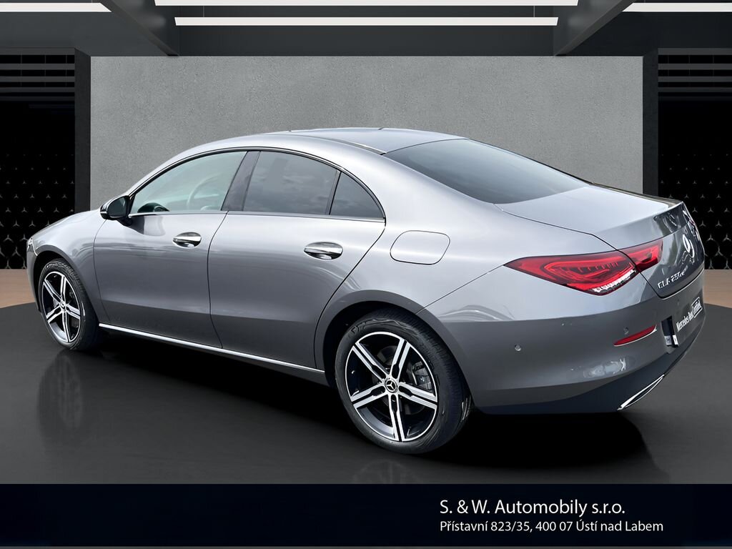 Mercedes-Benz CLA Sedan / Limuzína 1,3 l 118 kw