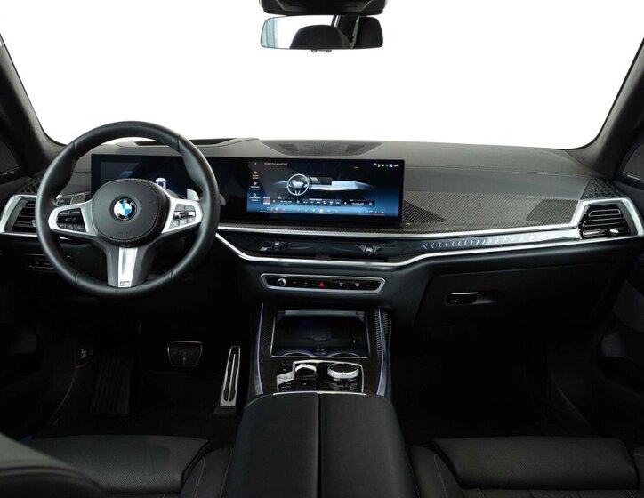 BMW X7 SUV / Terénní 3,0 l 259 kw
