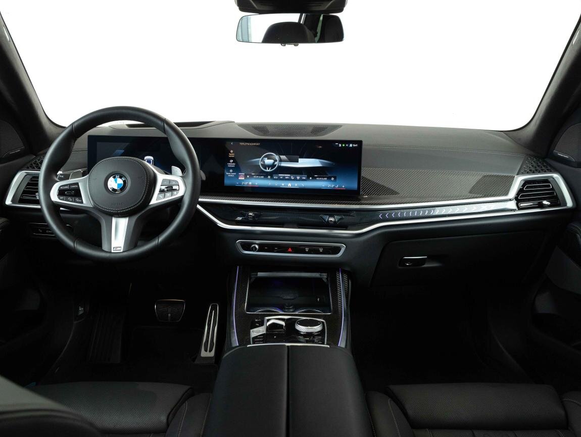BMW X7 SUV / Terénní 3,0 l 259 kw