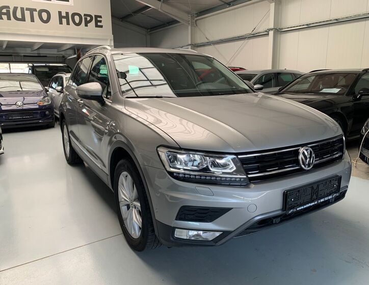 Volkswagen Tiguan 1