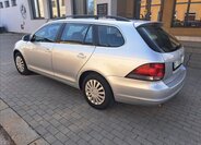 Volkswagen Golf Kombi 1,6 l 77 kw