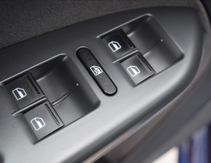 Volkswagen Touran Kombi 1,4 l 103 kw