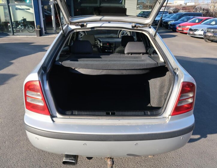 Škoda Octavia Liftback 1,9 l 66 kw