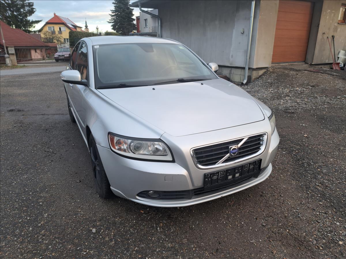 Volvo S40