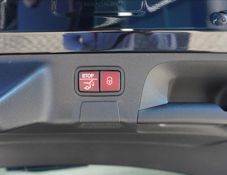 Mercedes-Benz CLA Kombi 2,0 l 310 kw