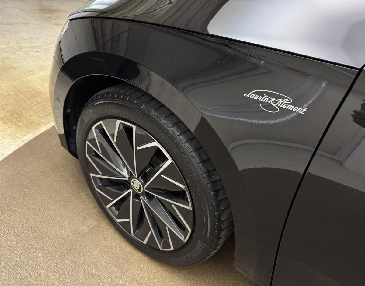 Škoda Superb Kombi 2,0 l 110 kw