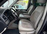 Volkswagen Multivan 10