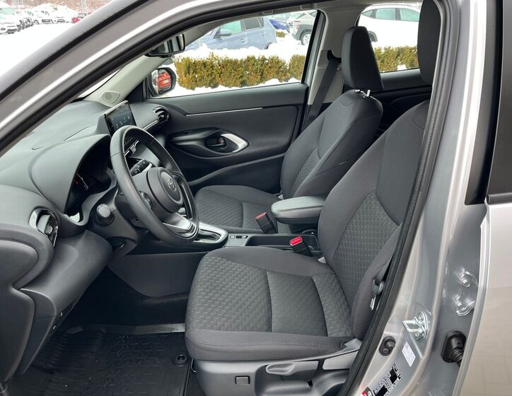 Toyota Yaris Cross SUV 1,5 l 68 kw