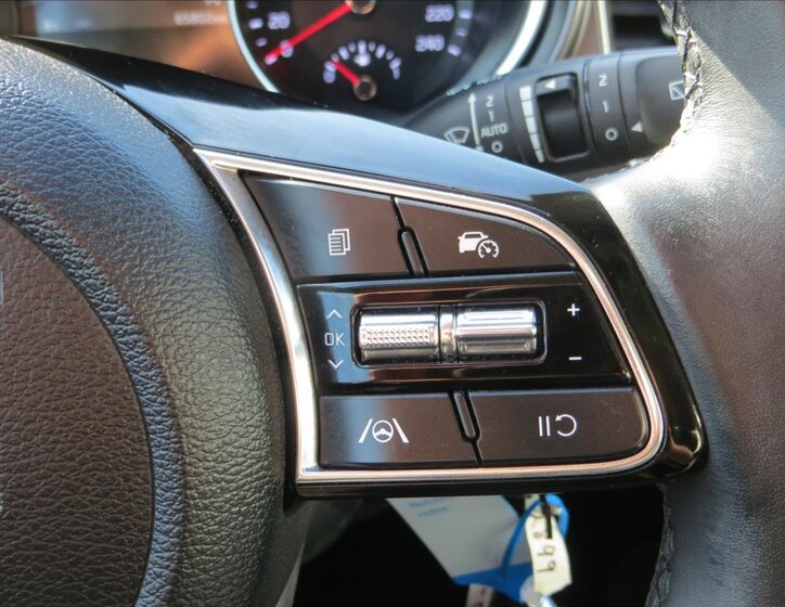 KIA Ceed Hatchback 1,5 l 118 kw