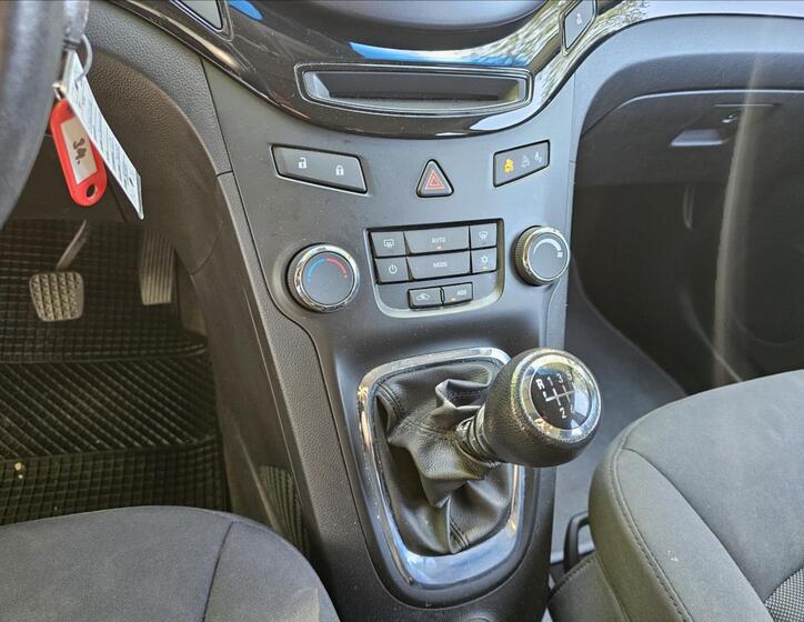 Chevrolet Orlando 14