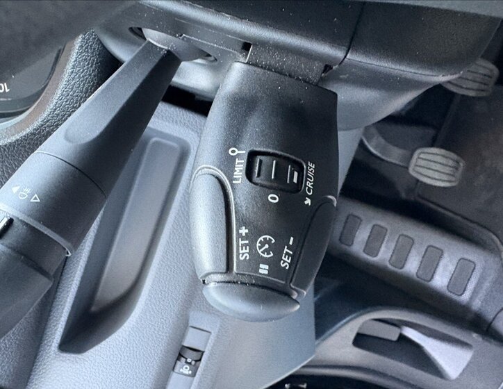 Opel Vivaro Ostatní 2,0 l 106 kw