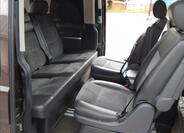 Volkswagen Multivan 14