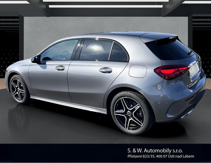 Mercedes-Benz Třídy A Hatchback 1,3 l 120 kw