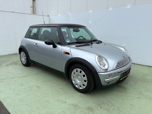 Mini Cooper Hatchback 1,6 l 85 kw