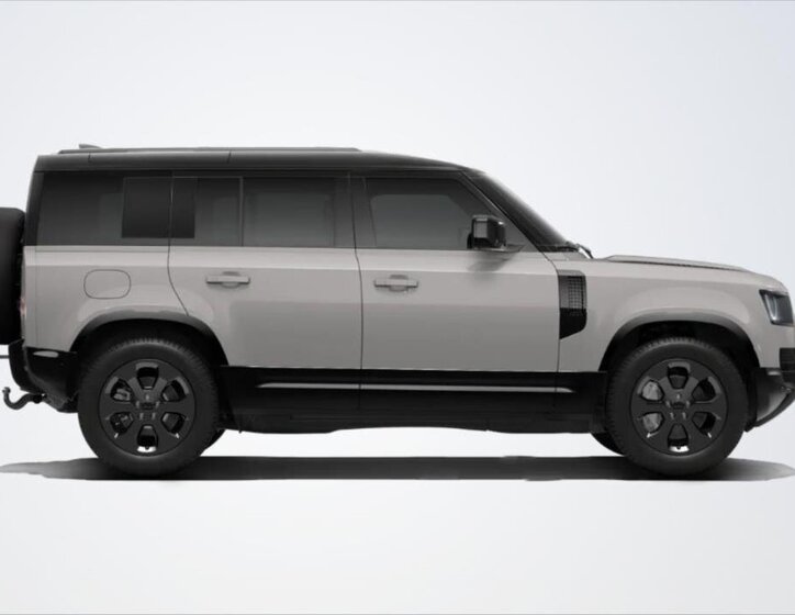 Land Rover Defender 2