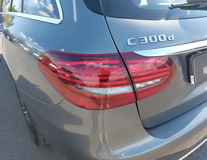 Mercedes-Benz Třídy C 13