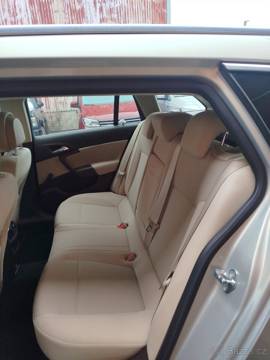 Opel Insignia Kombi 0,0 96 kw