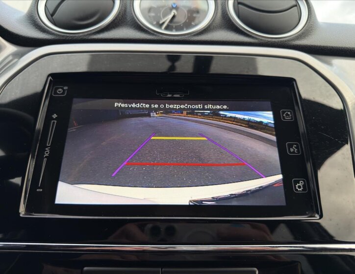 Suzuki Vitara SUV / Terénní 1,6 l 88 kw