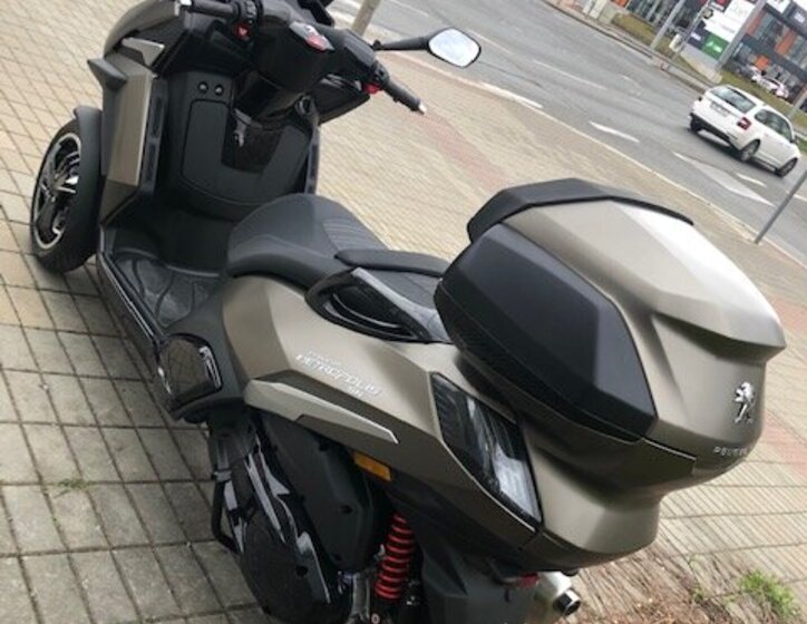 Peugeot Ostatní Kabriolet 400,0 26 kw