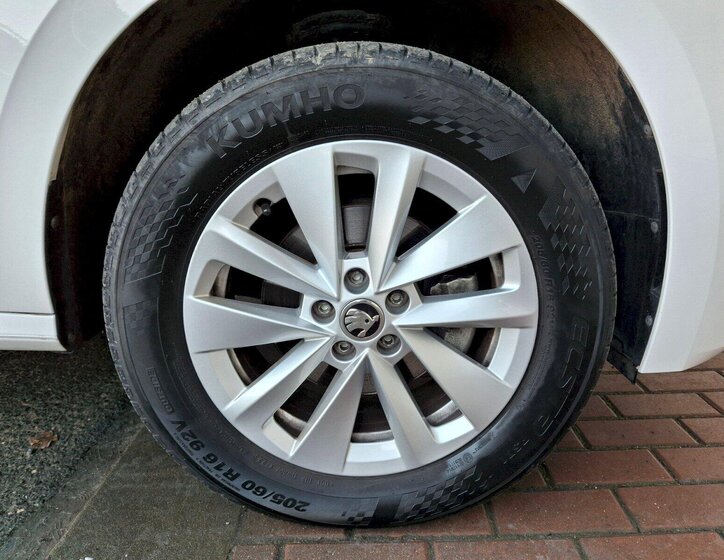 Škoda Kamiq SUV 999,0 81 kw