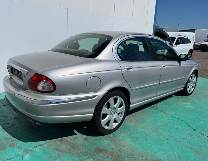 Jaguar X-Type 2